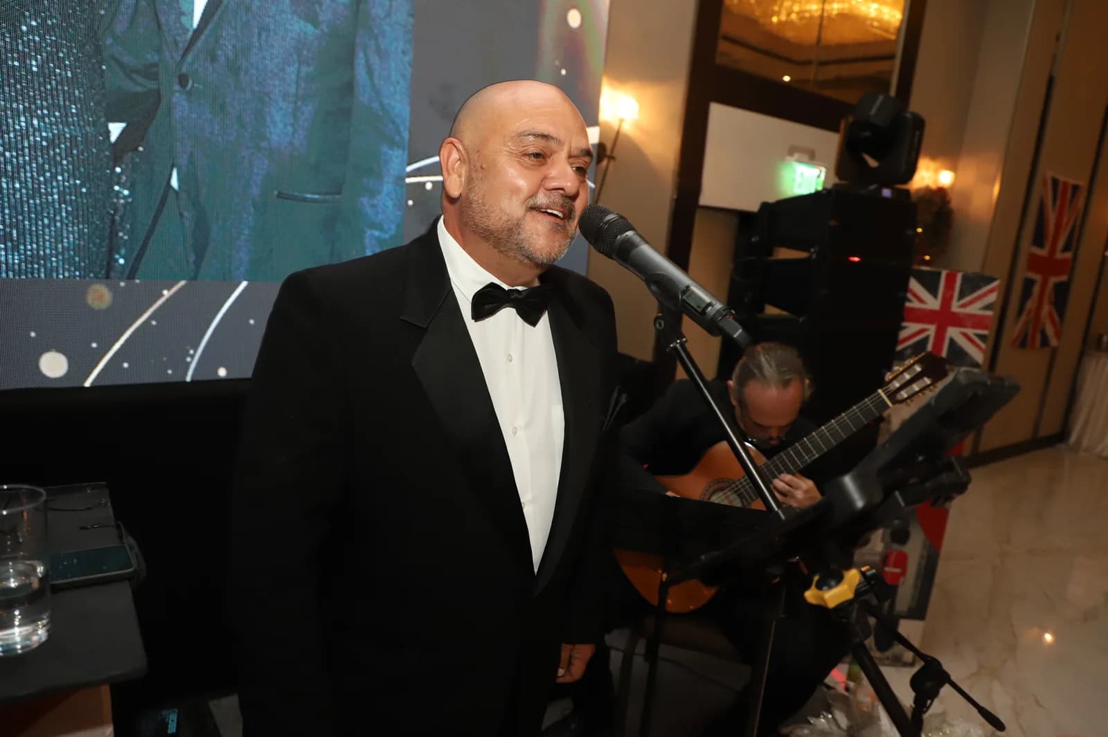 Live music on stage